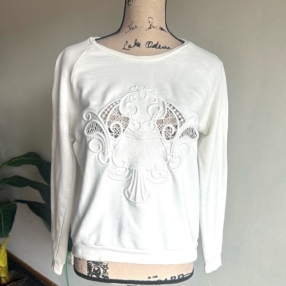 Lovers + Friends Baroque Embroidered White Pullover Top Size XS - Picture 3 of 10